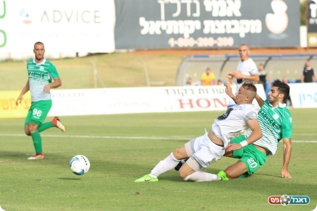 צעדון כובש (נזיה סולטאן)